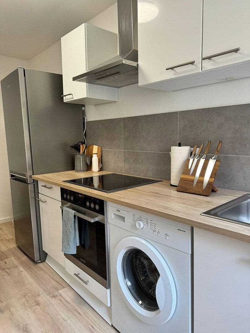 Pronájem bytu 1+1 35 m², Helmstr. 15, Nürnberg, Bavorsko Pronájem bytu 1+1 35 m², Helmstr. 15, Nürnberg, Bavorsko