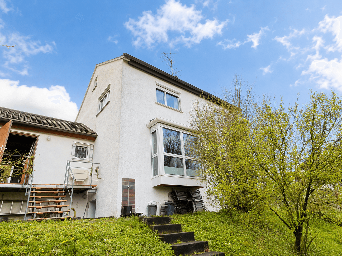 Prodej domu 112 m², pozemek 562 m², Nürtingen, Bádensko-Württembersko Prodej domu 112 m², pozemek 562 m², Nürtingen, Bádensko-Württembersko