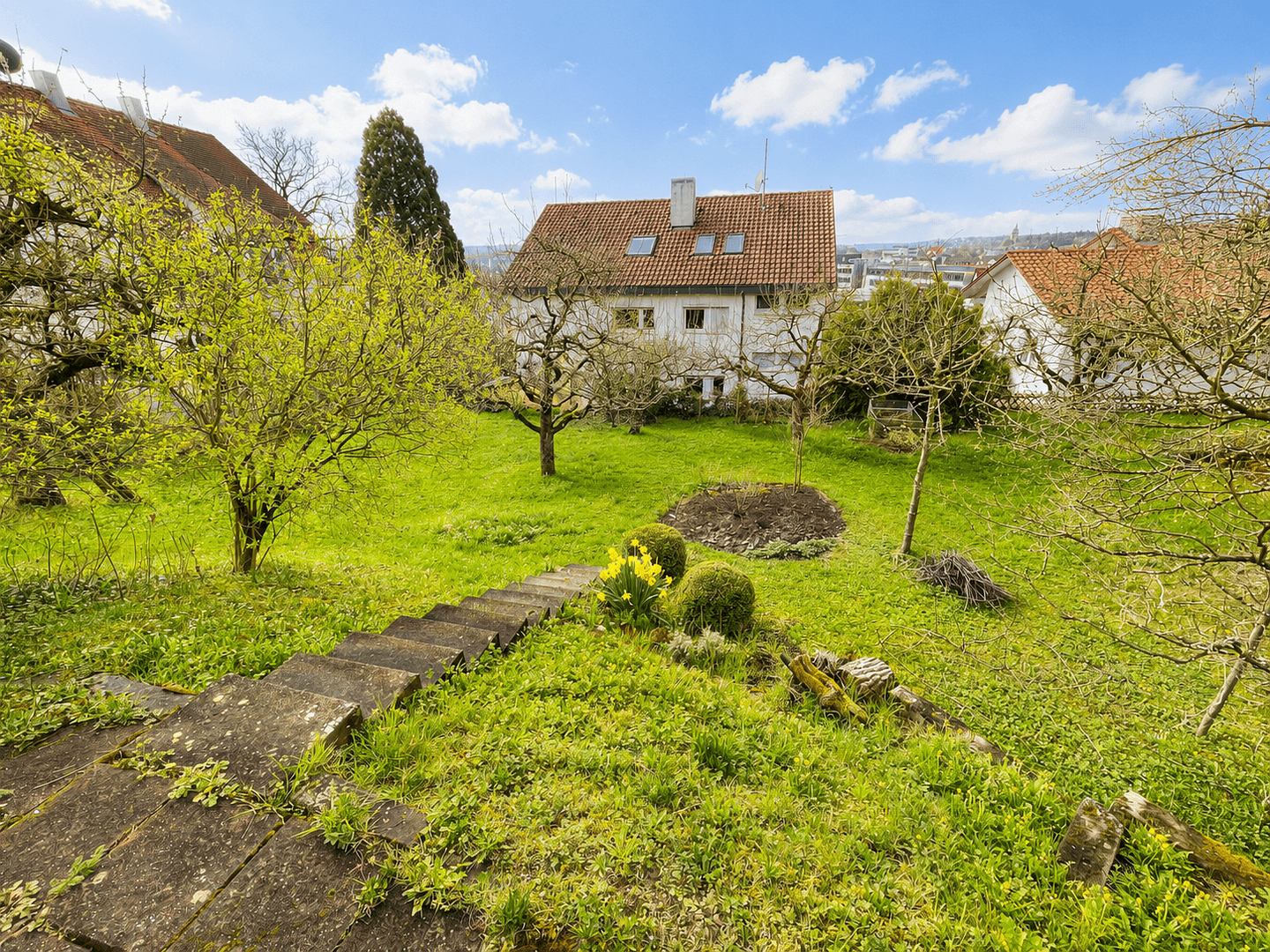 Prodej domu 112 m², pozemek 562 m², Nürtingen, Bádensko-Württembersko Prodej domu 112 m², pozemek 562 m², Nürtingen, Bádensko-Württembersko