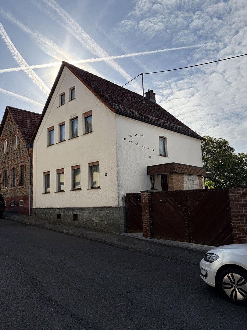 Prodej domu 117 m², pozemek 1.074 m², Schloßstraße 25, Hofheim am Taunus, Hessen Prodej domu 117 m², pozemek 1.074 m², Schloßstraße 25, Hofheim am Taunus, Hessen