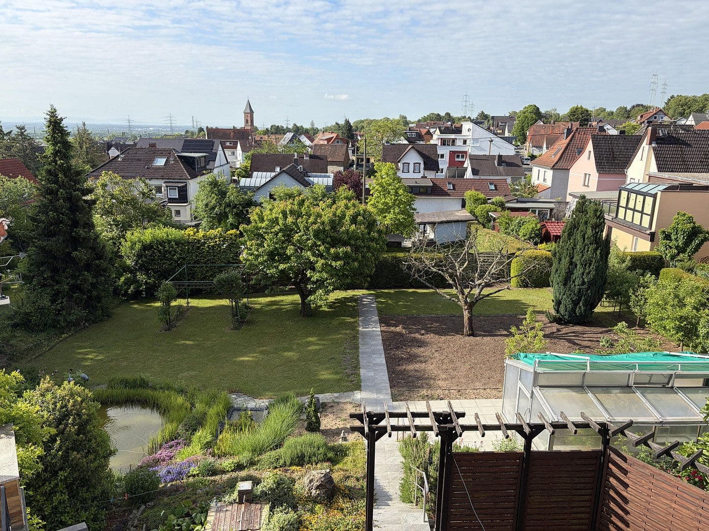 Prodej domu 117 m², pozemek 1.074 m², Schloßstraße 25, Hofheim am Taunus, Hessen Prodej domu 117 m², pozemek 1.074 m², Schloßstraße 25, Hofheim am Taunus, Hessen