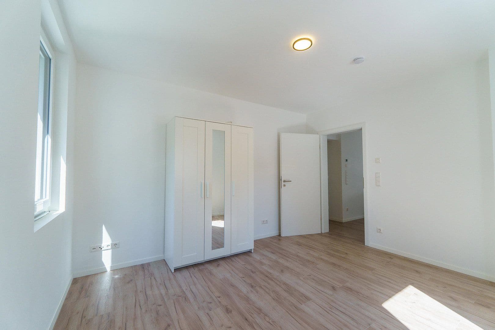 Pronájem bytu 3+1 53 m², Keplerstraße 12, Tübingen, Bádensko-Württembersko Pronájem bytu 3+1 53 m², Keplerstraße 12, Tübingen, Bádensko-Württembersko