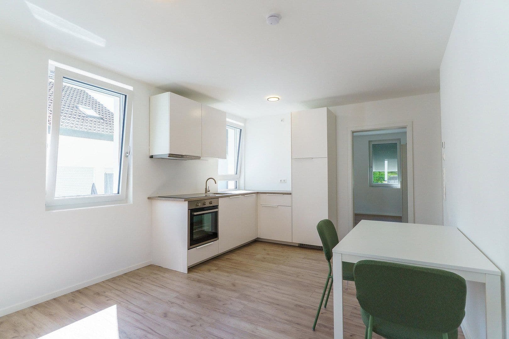 Pronájem bytu 3+1 53 m², Keplerstraße 12, Tübingen, Bádensko-Württembersko Pronájem bytu 3+1 53 m², Keplerstraße 12, Tübingen, Bádensko-Württembersko