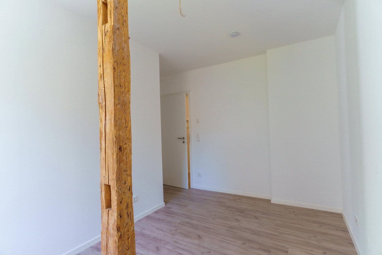 Pronájem bytu 3+1 53 m², Keplerstraße 12, Tübingen, Bádensko-Württembersko Pronájem bytu 3+1 53 m², Keplerstraße 12, Tübingen, Bádensko-Württembersko