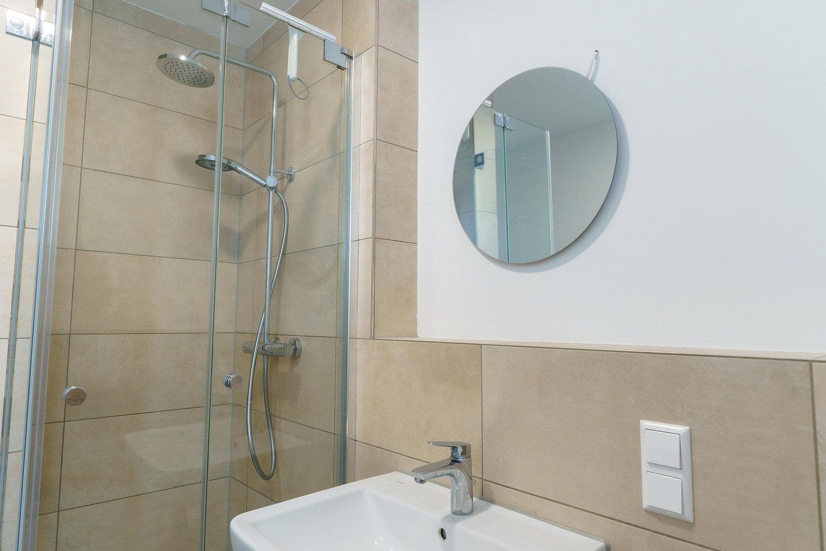 Pronájem bytu 3+1 53 m², Keplerstraße 12, Tübingen, Bádensko-Württembersko Pronájem bytu 3+1 53 m², Keplerstraße 12, Tübingen, Bádensko-Württembersko