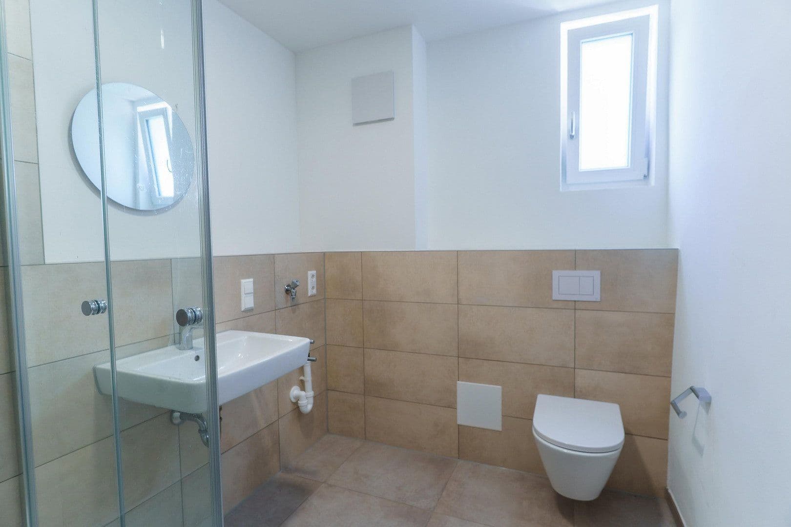Pronájem bytu 3+1 53 m², Keplerstraße 12, Tübingen, Bádensko-Württembersko Pronájem bytu 3+1 53 m², Keplerstraße 12, Tübingen, Bádensko-Württembersko