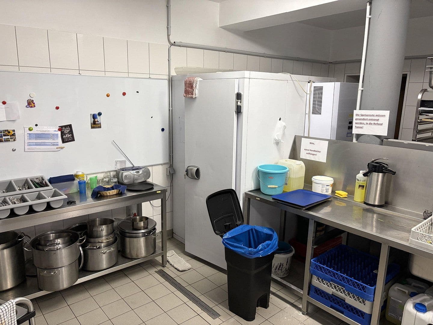 Pronájem nebytového prostoru 139 m², Uetze, Dolní Sasko Pronájem nebytového prostoru 139 m², Uetze, Dolní Sasko