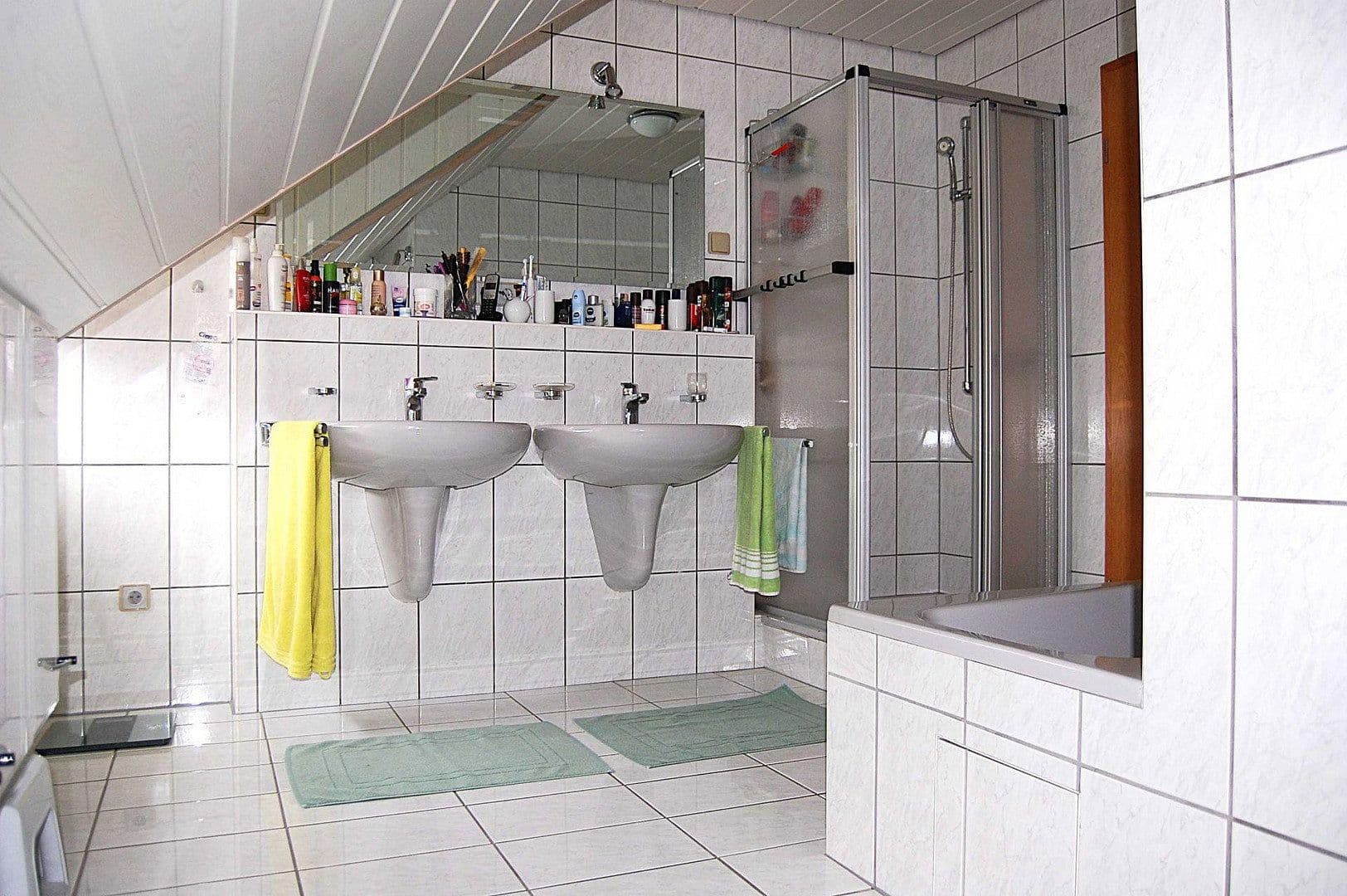 Prodej domu 116 m², pozemek 301 m², Hilzingen, Bádensko-Württembersko Prodej domu 116 m², pozemek 301 m², Hilzingen, Bádensko-Württembersko