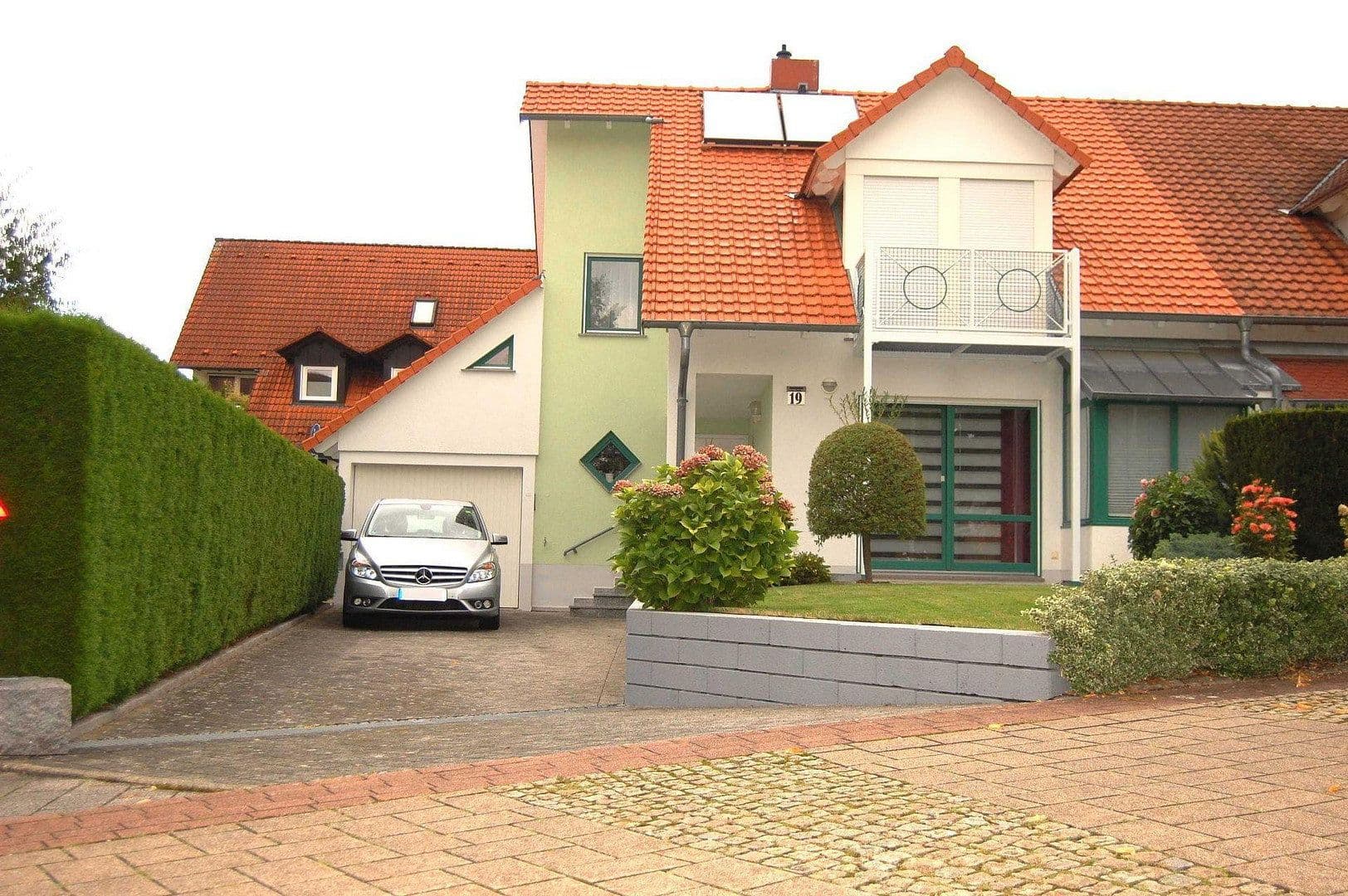 Prodej domu 116 m², pozemek 301 m², Hilzingen, Bádensko-Württembersko Prodej domu 116 m², pozemek 301 m², Hilzingen, Bádensko-Württembersko