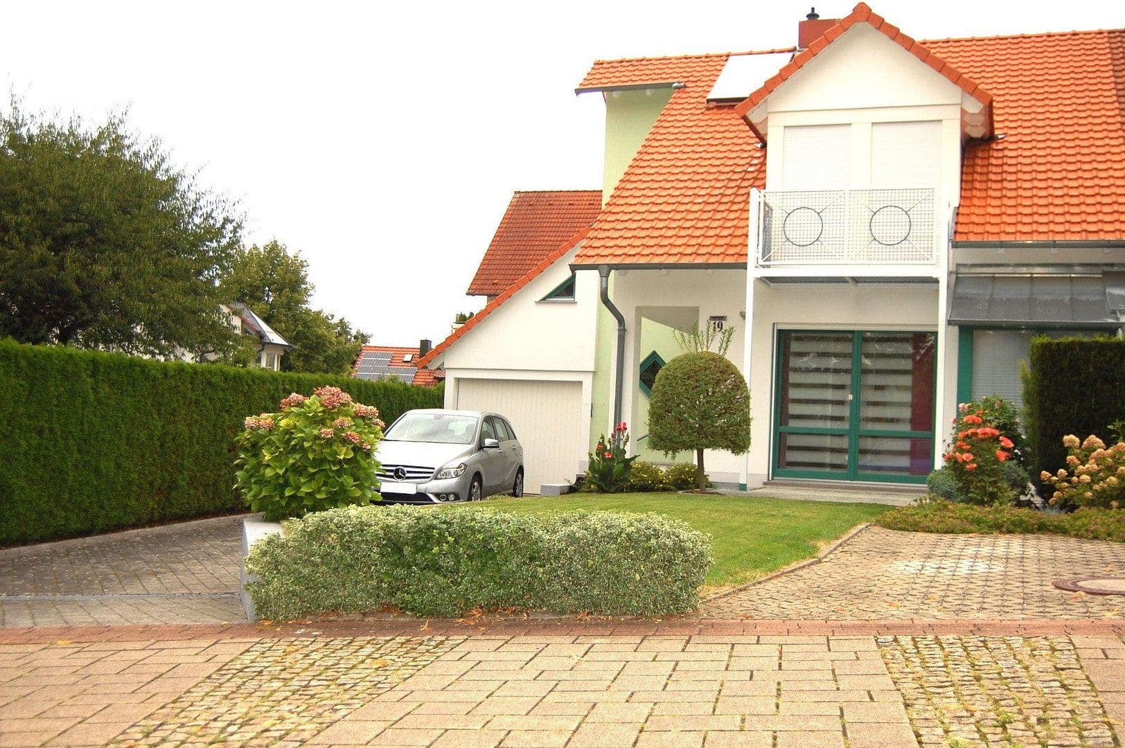 Prodej domu 116 m², pozemek 301 m², Hilzingen, Bádensko-Württembersko Prodej domu 116 m², pozemek 301 m², Hilzingen, Bádensko-Württembersko