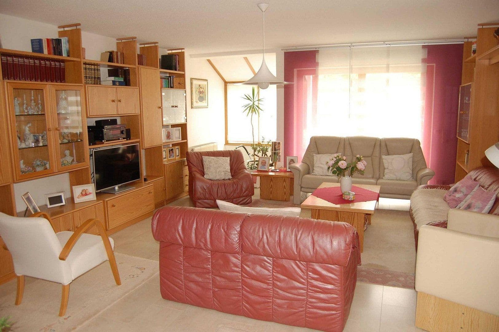 Prodej domu 116 m², pozemek 301 m², Hilzingen, Bádensko-Württembersko Prodej domu 116 m², pozemek 301 m², Hilzingen, Bádensko-Württembersko