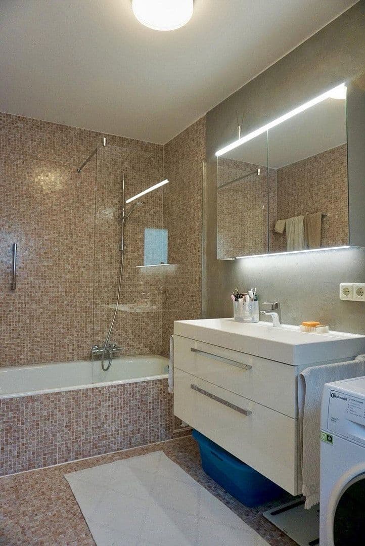 Pronájem bytu 3+kk 120 m², Gerasmühler Straße 31, Stein, Bavorsko Pronájem bytu 3+kk 120 m², Gerasmühler Straße 31, Stein, Bavorsko