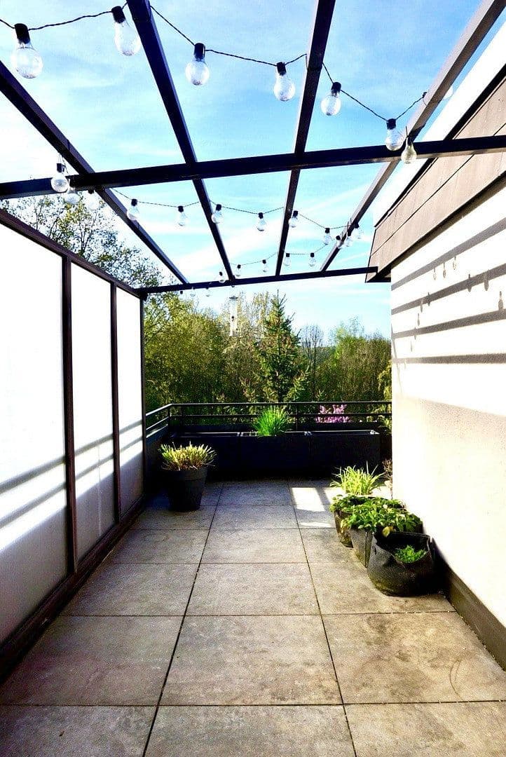 Pronájem bytu 3+kk 120 m², Gerasmühler Straße 31, Stein, Bavorsko Pronájem bytu 3+kk 120 m², Gerasmühler Straße 31, Stein, Bavorsko