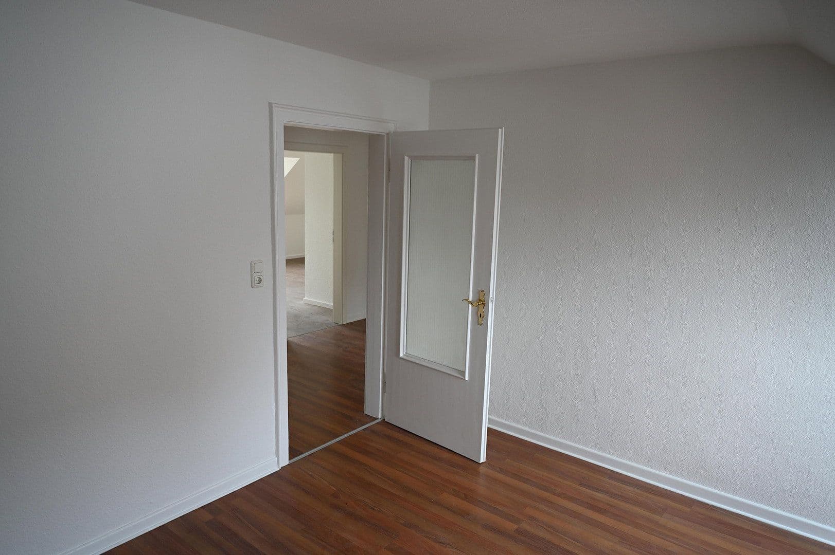 Pronájem bytu 3+1 71 m², Goethestraße 7, Mönchengladbach, Severní Porýní-Vestfálsko Pronájem bytu 3+1 71 m², Goethestraße 7, Mönchengladbach, Severní Porýní-Vestfálsko