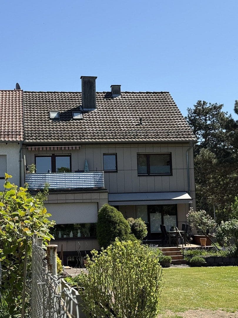 Prodej domu 217 m², pozemek 578 m², Karlsruhe, Bádensko-Württembersko Prodej domu 217 m², pozemek 578 m², Karlsruhe, Bádensko-Württembersko