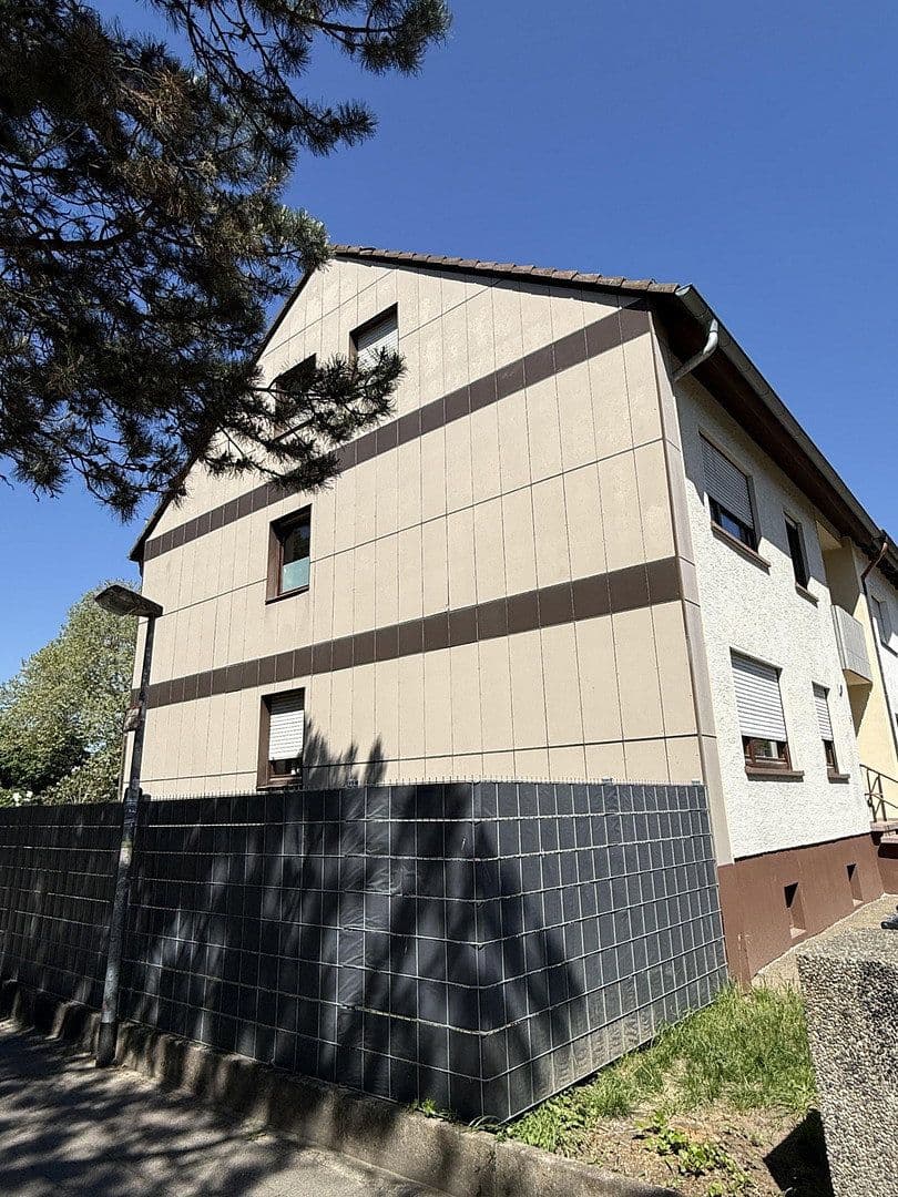 Prodej domu 217 m², pozemek 578 m², Karlsruhe, Bádensko-Württembersko Prodej domu 217 m², pozemek 578 m², Karlsruhe, Bádensko-Württembersko