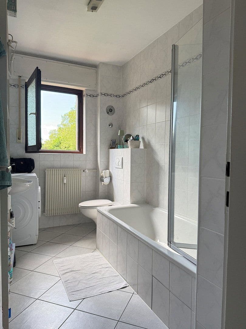 Prodej domu 217 m², pozemek 578 m², Karlsruhe, Bádensko-Württembersko Prodej domu 217 m², pozemek 578 m², Karlsruhe, Bádensko-Württembersko