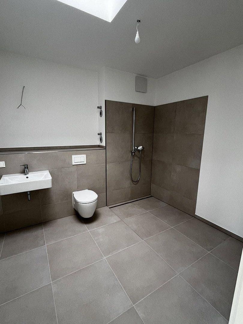 Pronájem bytu 4+1 175 m², Alte Str. 6, Frechen, Severní Porýní-Vestfálsko Pronájem bytu 4+1 175 m², Alte Str. 6, Frechen, Severní Porýní-Vestfálsko