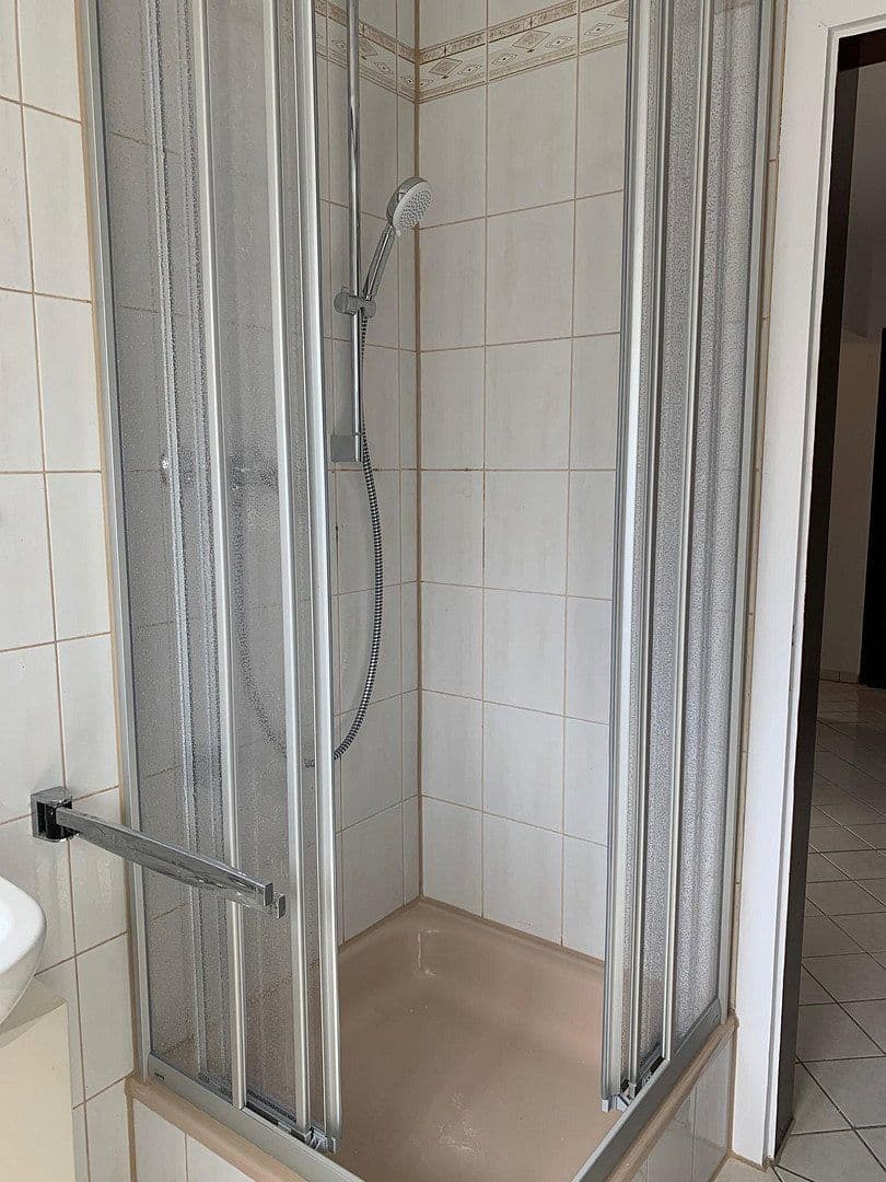 Pronájem bytu 3+1 77 m², Feldstr. 1 a, Meerbusch, Severní Porýní-Vestfálsko Pronájem bytu 3+1 77 m², Feldstr. 1 a, Meerbusch, Severní Porýní-Vestfálsko
