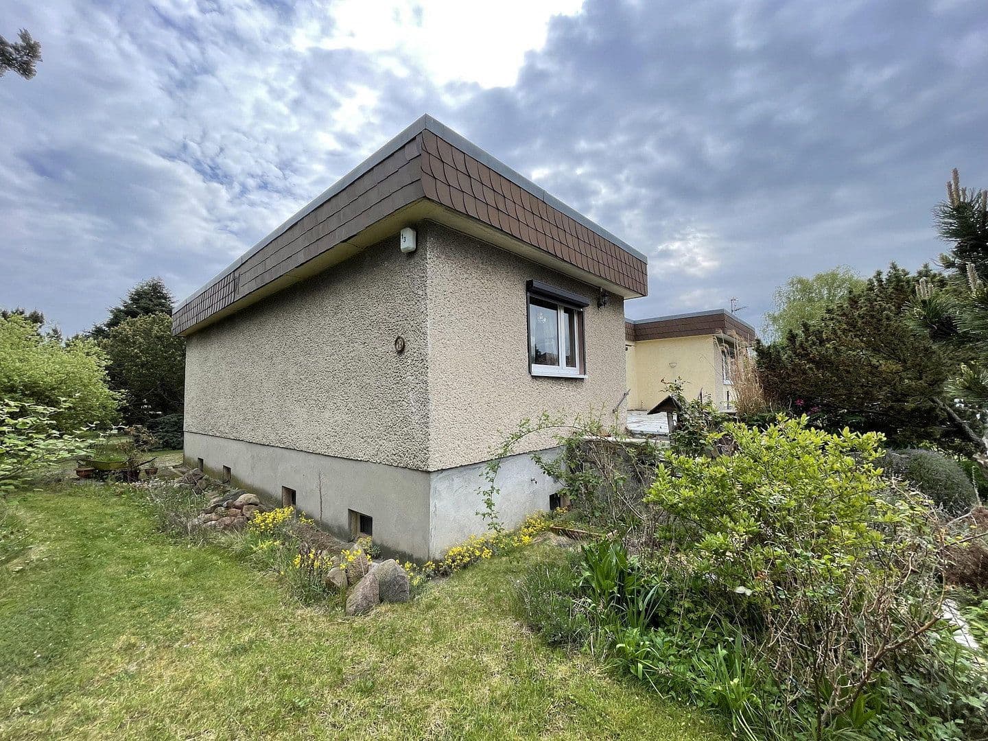 Prodej domu 145 m², pozemek 556 m², Ernst Thälmann-Strasse 13, Schönefeld, Braniborsko Prodej domu 145 m², pozemek 556 m², Ernst Thälmann-Strasse 13, Schönefeld, Braniborsko