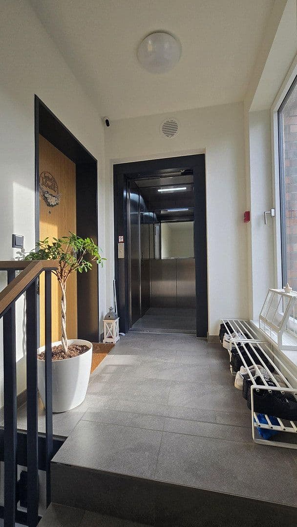 Pronájem bytu 3+1 116 m², Torfstecherweg 52, Hamburg, Hamburg Pronájem bytu 3+1 116 m², Torfstecherweg 52, Hamburg, Hamburg