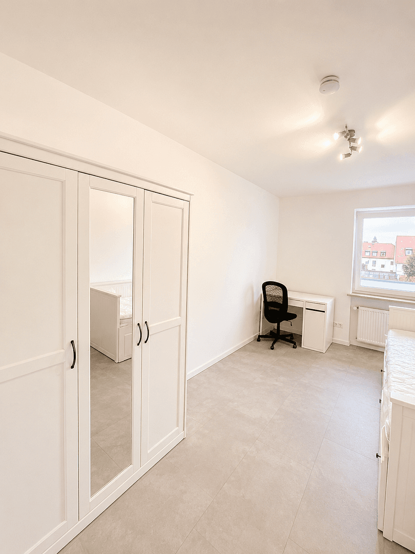 Pronájem bytu 1+1 80 m², Korbinianplatz, München, Bavorsko Pronájem bytu 1+1 80 m², Korbinianplatz, München, Bavorsko
