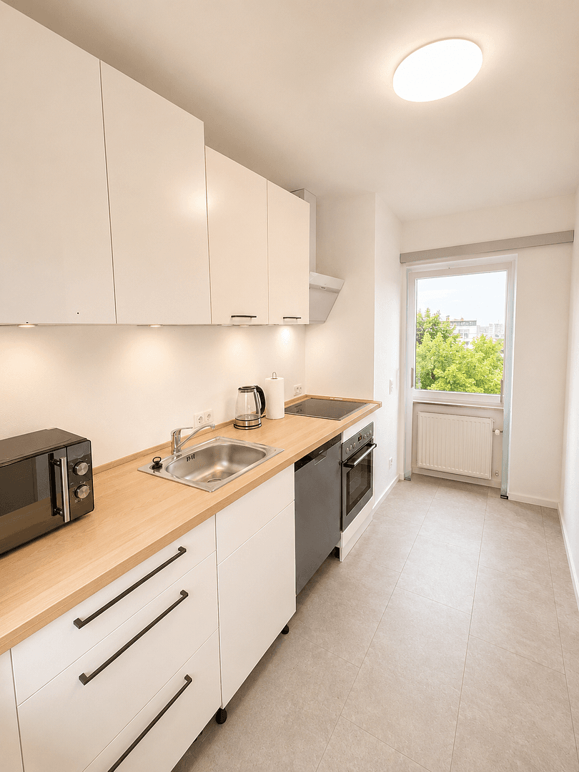 Pronájem bytu 1+1 80 m², Korbinianplatz, München, Bavorsko Pronájem bytu 1+1 80 m², Korbinianplatz, München, Bavorsko