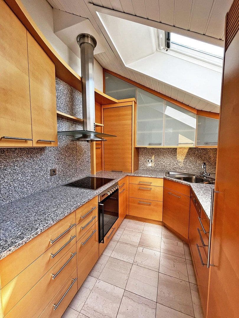 Pronájem bytu 3+kk 89 m², Lauffen am Neckar, Bádensko-Württembersko Pronájem bytu 3+kk 89 m², Lauffen am Neckar, Bádensko-Württembersko