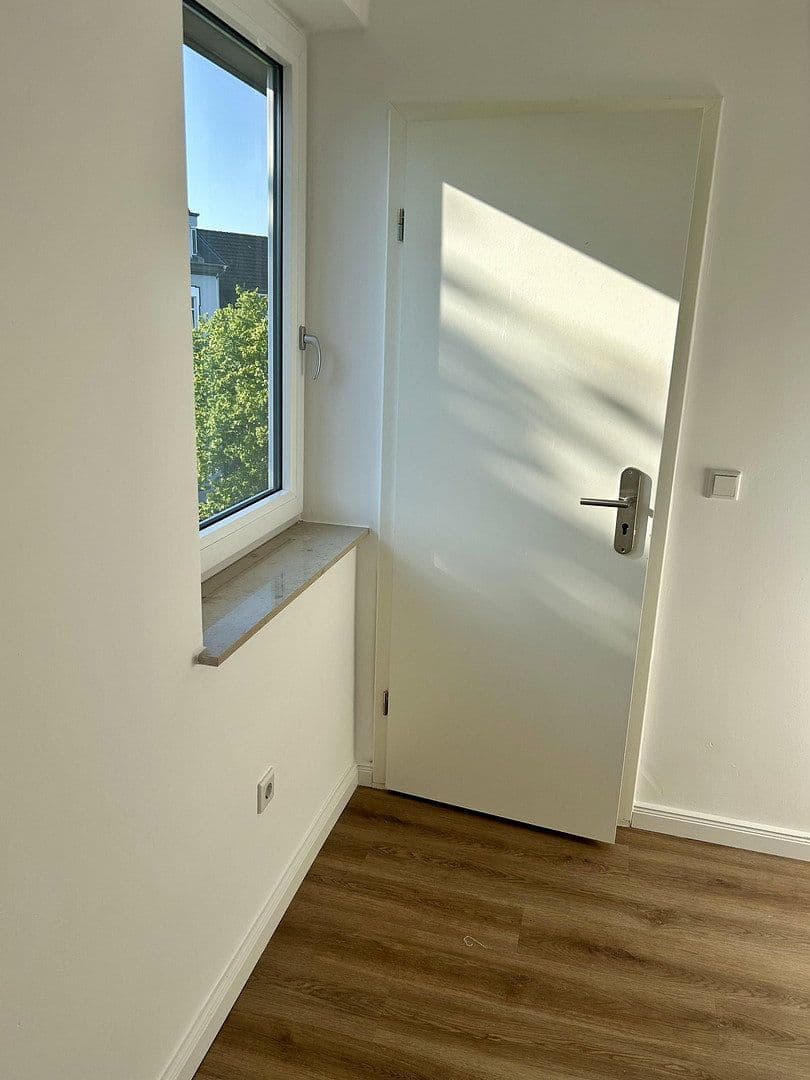 Prodej bytu 1+kk 39 m², Arnoldstrasse 17, Mülheim an der Ruhr, Severní Porýní-Vestfálsko Prodej bytu 1+kk 39 m², Arnoldstrasse 17, Mülheim an der Ruhr, Severní Porýní-Vestfálsko