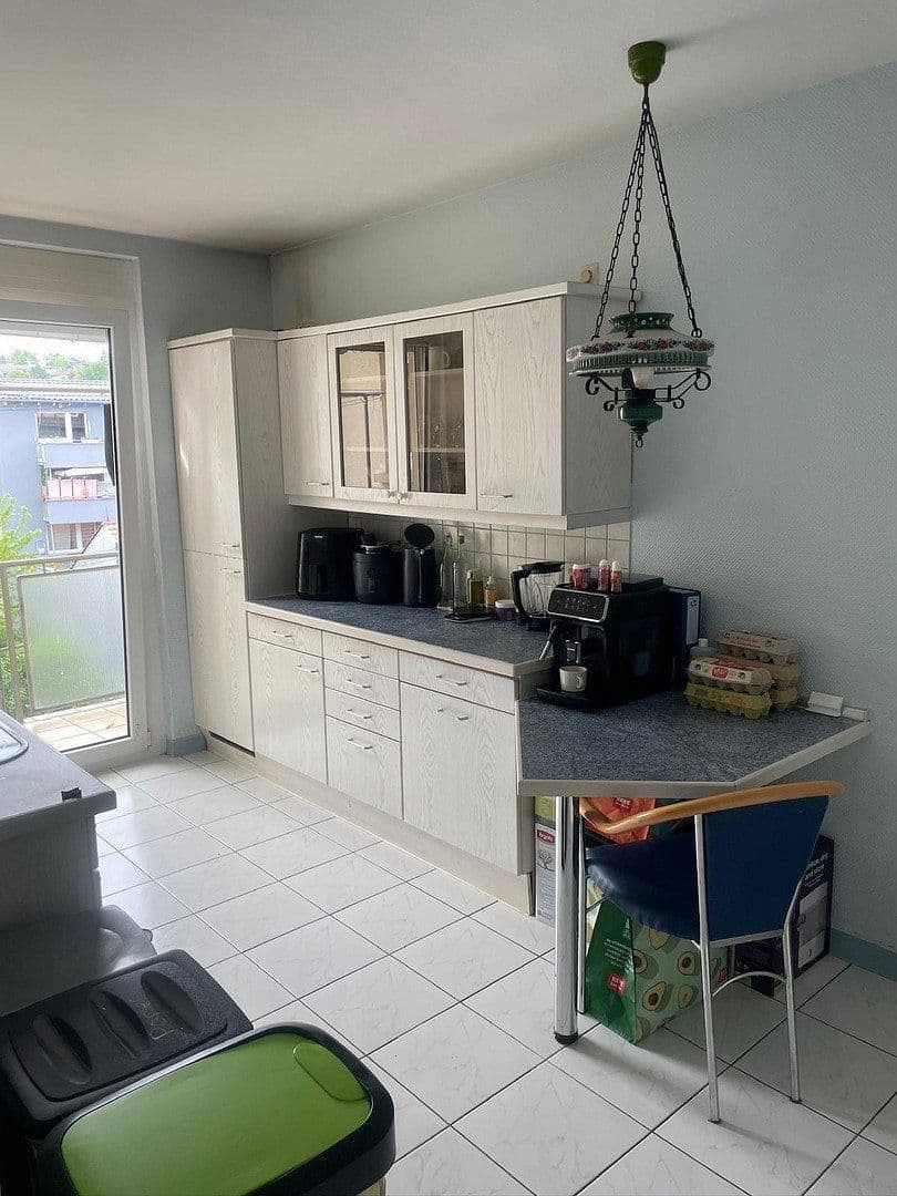 Pronájem bytu 3+1 84 m², Schillerstraße 12, Pforzheim, Bádensko-Württembersko Pronájem bytu 3+1 84 m², Schillerstraße 12, Pforzheim, Bádensko-Württembersko