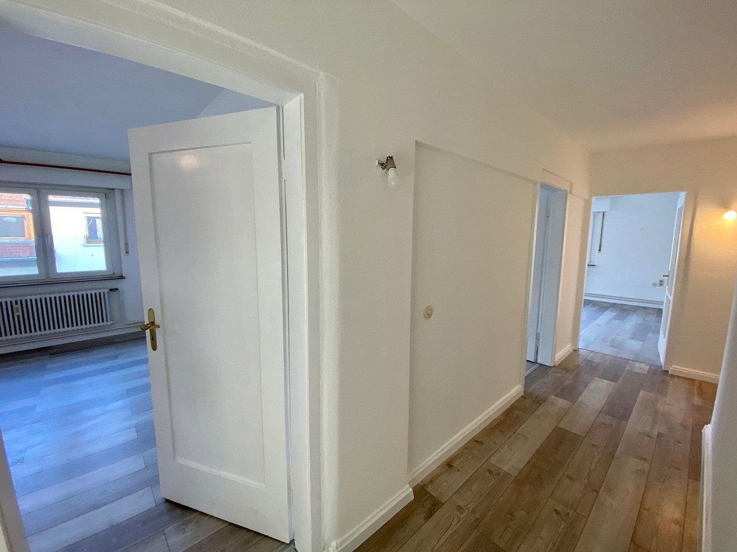 Pronájem bytu 3+1 84 m², Schillerstraße 12, Pforzheim, Bádensko-Württembersko Pronájem bytu 3+1 84 m², Schillerstraße 12, Pforzheim, Bádensko-Württembersko