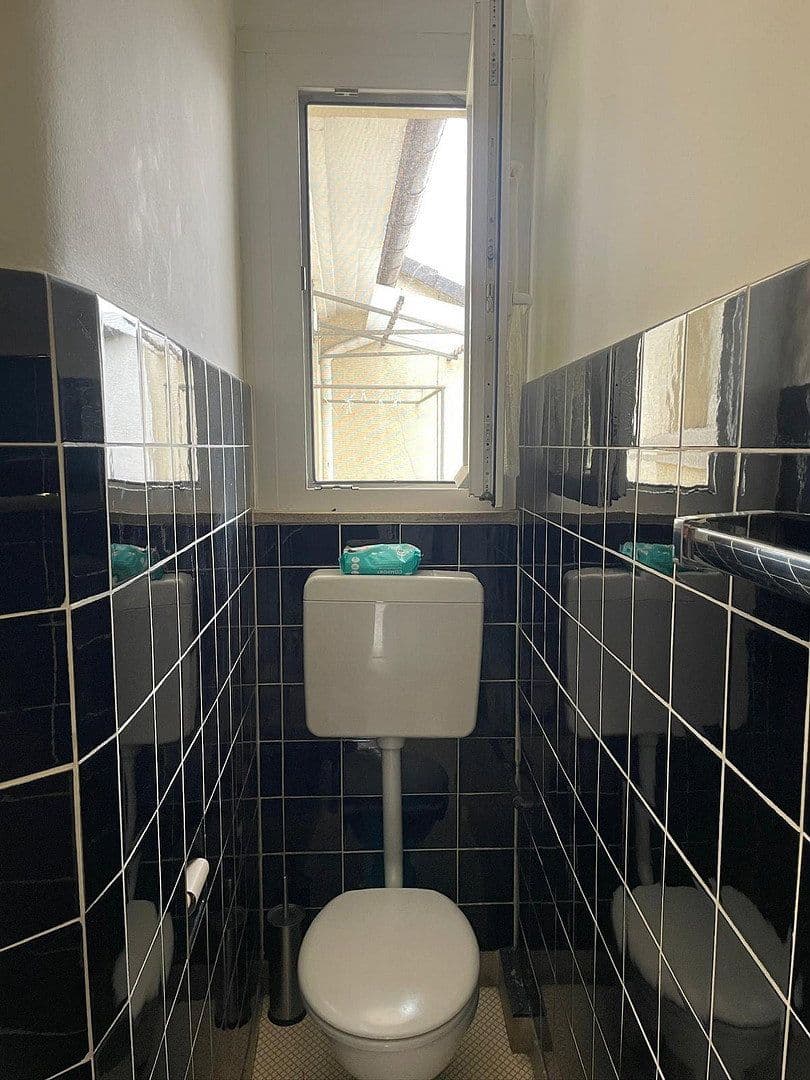 Pronájem bytu 3+1 84 m², Schillerstraße 12, Pforzheim, Bádensko-Württembersko Pronájem bytu 3+1 84 m², Schillerstraße 12, Pforzheim, Bádensko-Württembersko