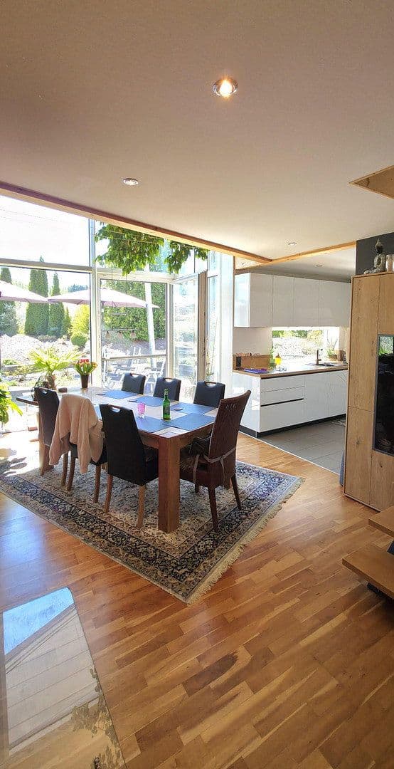 Prodej domu 152 m², pozemek 1.541 m², Albstadt, Bádensko-Württembersko Prodej domu 152 m², pozemek 1.541 m², Albstadt, Bádensko-Württembersko