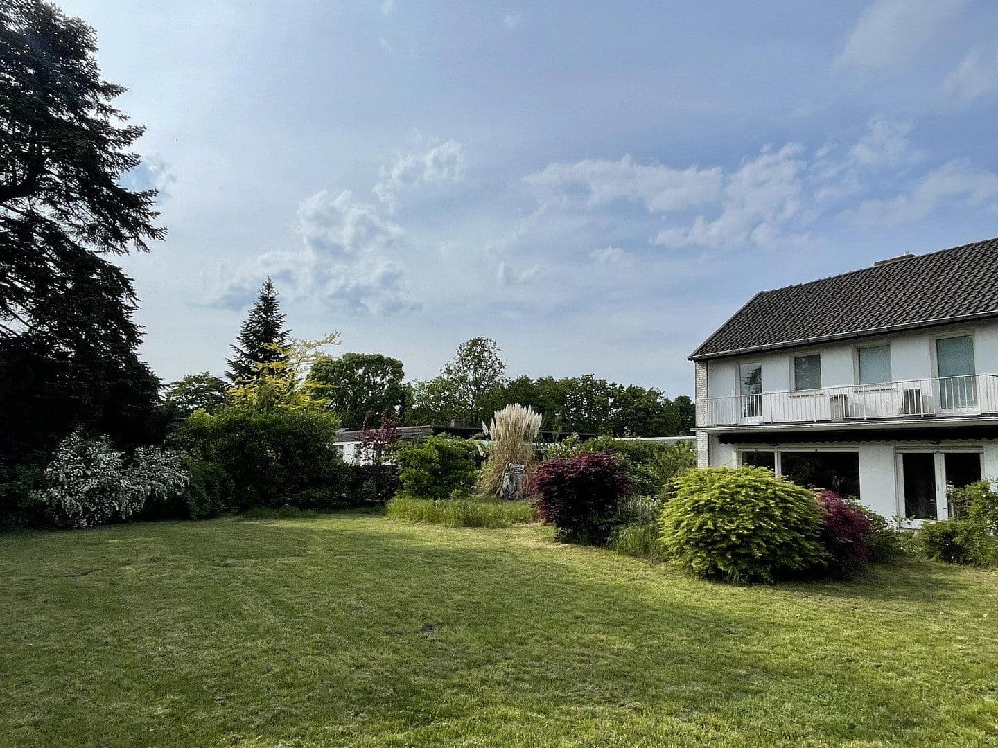 Prodej domu 230 m², pozemek 1.600 m², Hannover, Dolní Sasko Prodej domu 230 m², pozemek 1.600 m², Hannover, Dolní Sasko