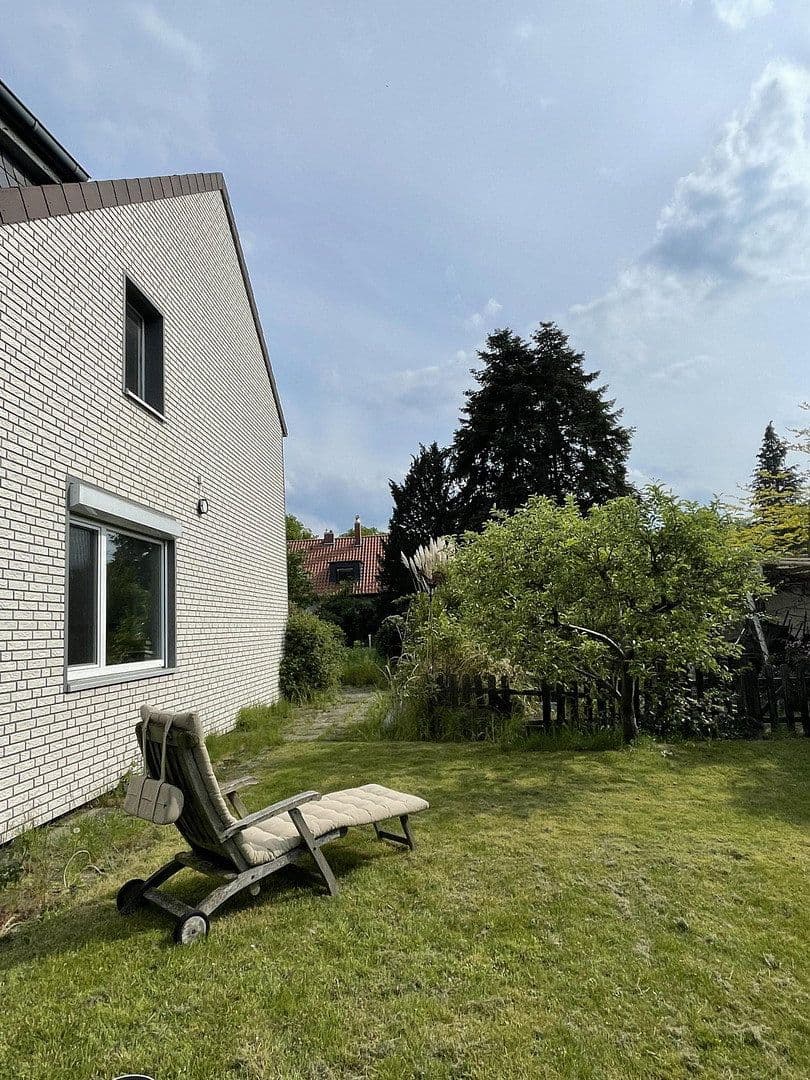 Prodej domu 230 m², pozemek 1.600 m², Hannover, Dolní Sasko Prodej domu 230 m², pozemek 1.600 m², Hannover, Dolní Sasko
