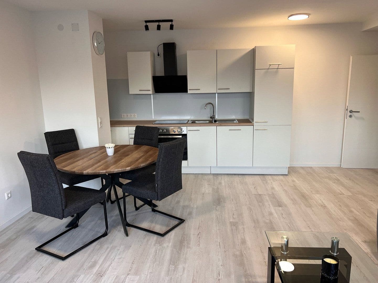 Pronájem bytu 2+kk 54 m², Haeberlinstrasse 8, Stuttgart-Vaihingen, Bádensko-Württembersko Pronájem bytu 2+kk 54 m², Haeberlinstrasse 8, Stuttgart-Vaihingen, Bádensko-Württembersko