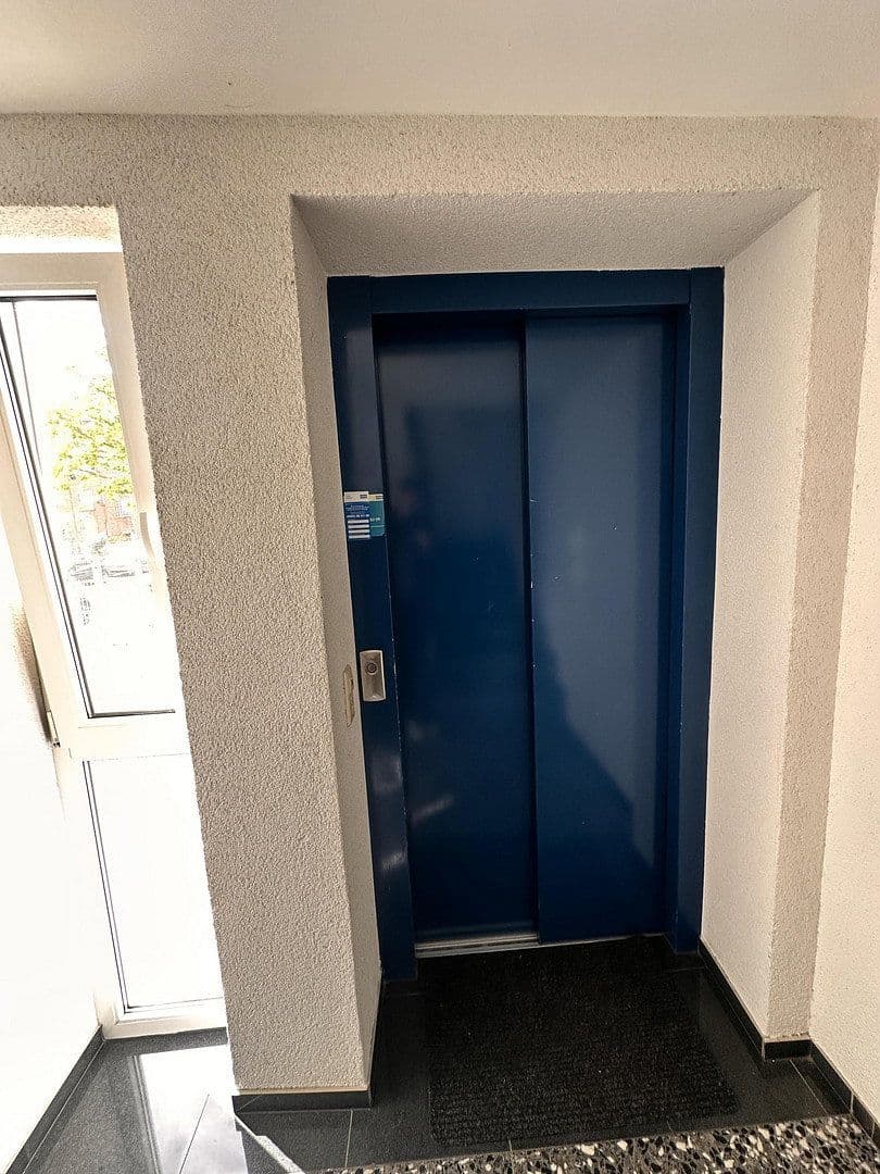 Pronájem bytu 4+kk 109 m², Badstraße, Heilbronn, Bádensko-Württembersko Pronájem bytu 4+kk 109 m², Badstraße, Heilbronn, Bádensko-Württembersko