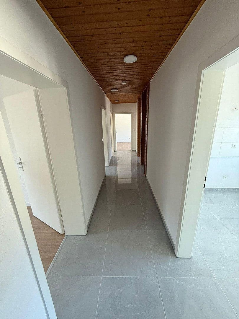 Pronájem bytu 4+1 99 m², Eggenstein-Leopoldshafen, Bádensko-Württembersko Pronájem bytu 4+1 99 m², Eggenstein-Leopoldshafen, Bádensko-Württembersko