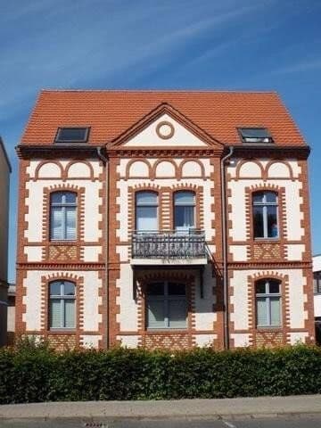 Prodej domu 197 m², pozemek 293 m², Rostocker Straße 30, Neubrandenburg, Mecklenburg-Vorpommern Prodej domu 197 m², pozemek 293 m², Rostocker Straße 30, Neubrandenburg, Mecklenburg-Vorpommern