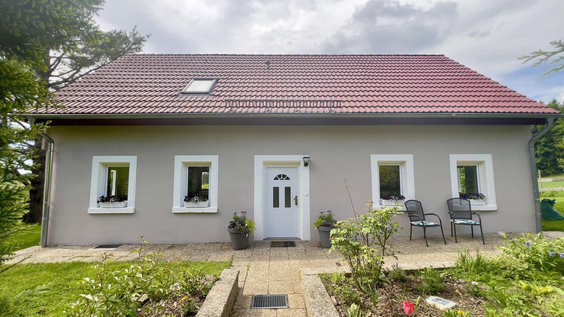 Prodej domu 140 m², pozemek 1.400 m², Grafengehaig, Bavorsko Prodej domu 140 m², pozemek 1.400 m², Grafengehaig, Bavorsko