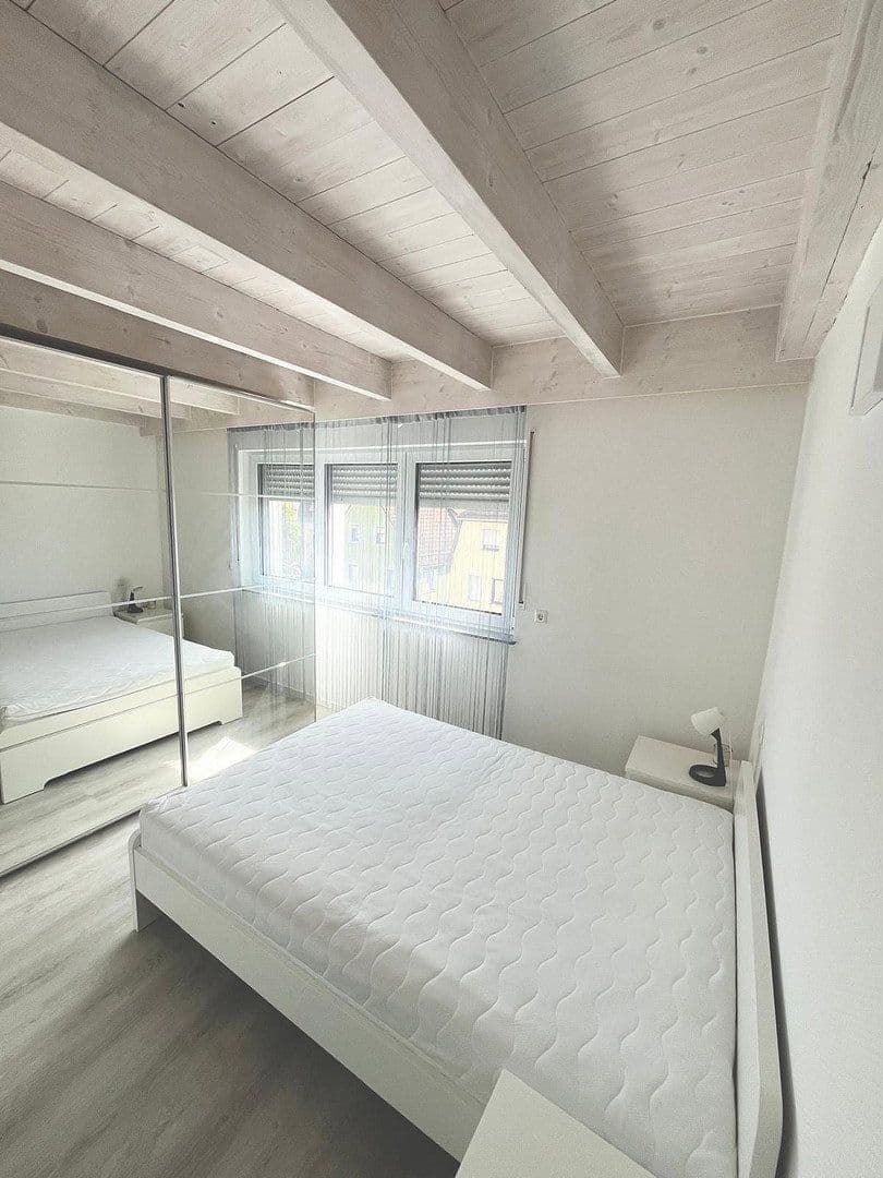 Pronájem bytu 2+1 48 m², Neckargatrtacher Str. 15, Heilbronn, Bádensko-Württembersko Pronájem bytu 2+1 48 m², Neckargatrtacher Str. 15, Heilbronn, Bádensko-Württembersko