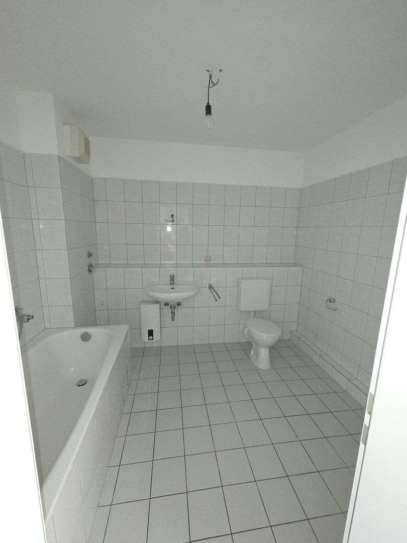 Pronájem bytu 2+1 69 m², Heiligenhaus, Severní Porýní-Vestfálsko Pronájem bytu 2+1 69 m², Heiligenhaus, Severní Porýní-Vestfálsko