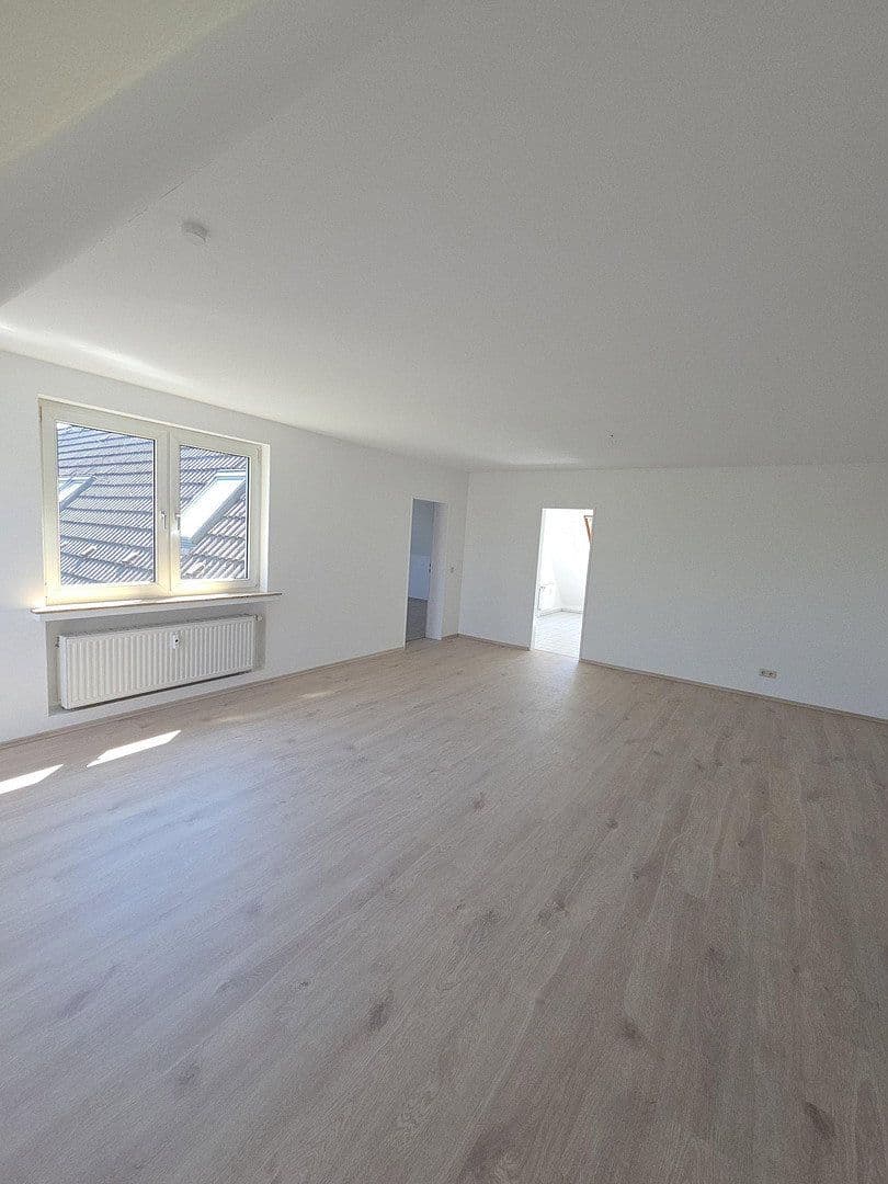 Pronájem bytu 2+1 69 m², Heiligenhaus, Severní Porýní-Vestfálsko Pronájem bytu 2+1 69 m², Heiligenhaus, Severní Porýní-Vestfálsko