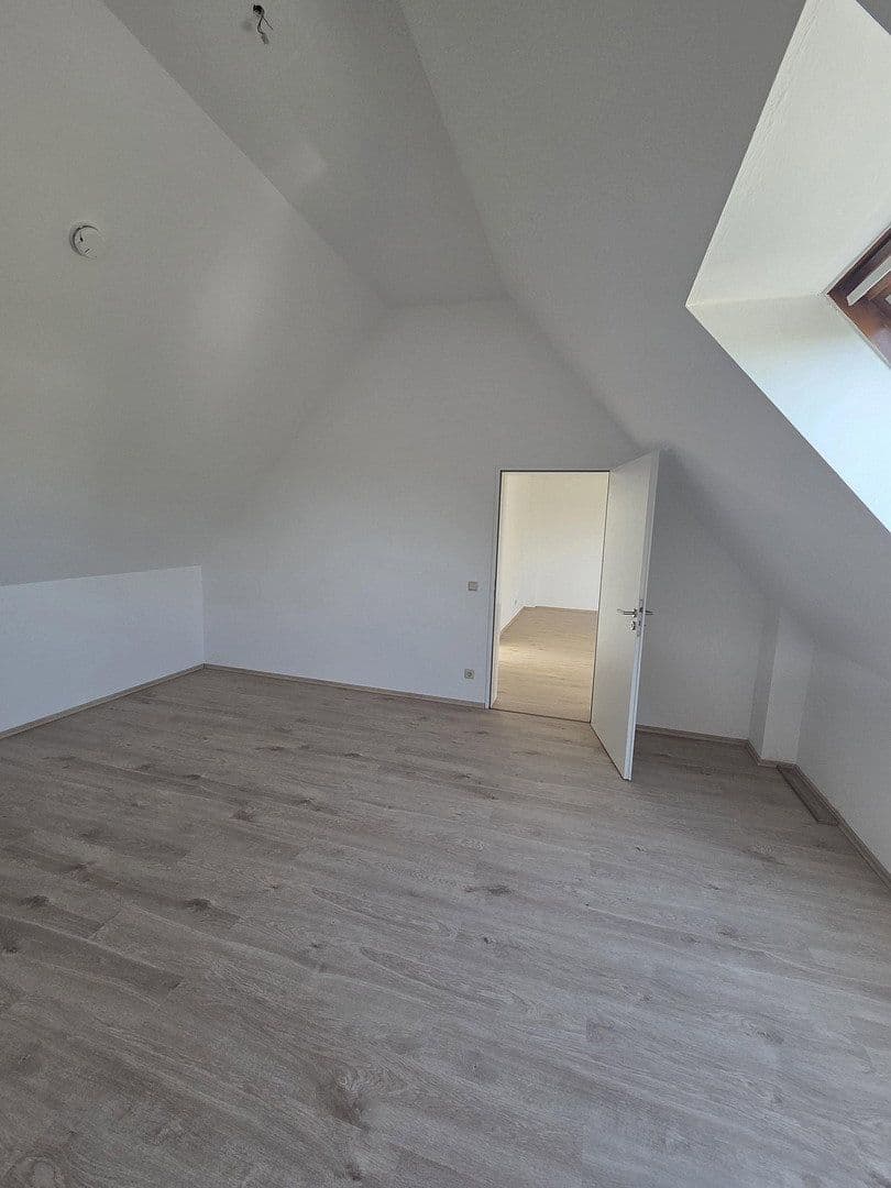 Pronájem bytu 2+1 69 m², Heiligenhaus, Severní Porýní-Vestfálsko Pronájem bytu 2+1 69 m², Heiligenhaus, Severní Porýní-Vestfálsko