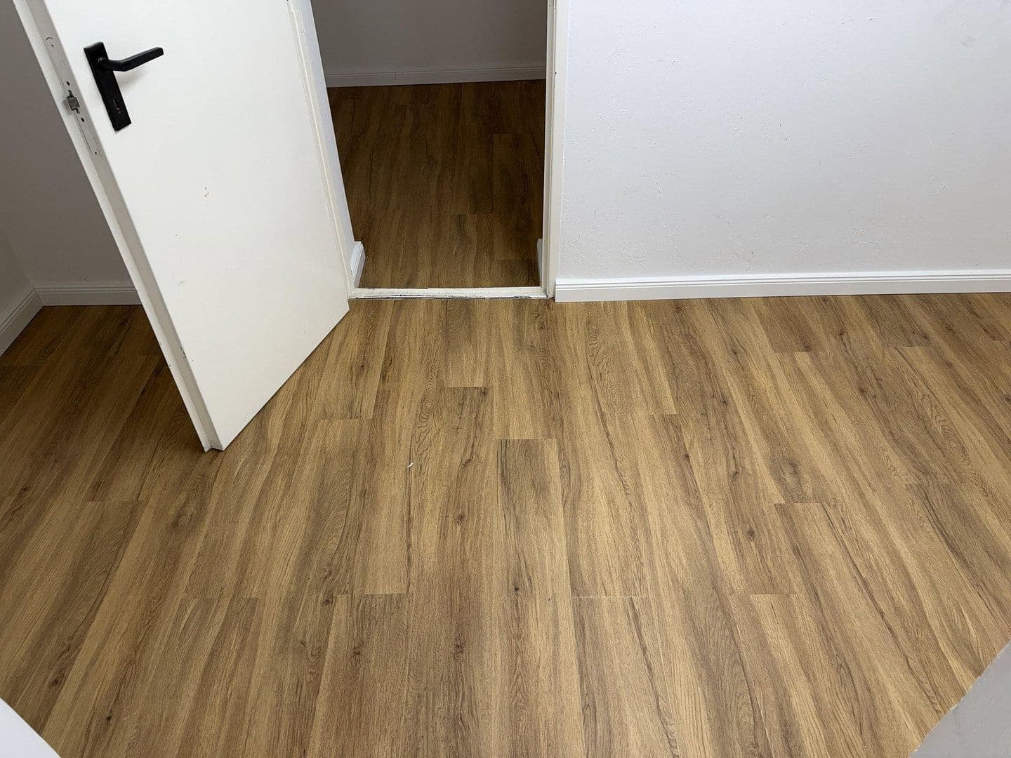 Pronájem nebytového prostoru 126 m², Bahnhofstr. 2, Bad Schwartau, Šlesvicko-Holštýnsko Pronájem nebytového prostoru 126 m², Bahnhofstr. 2, Bad Schwartau, Šlesvicko-Holštýnsko