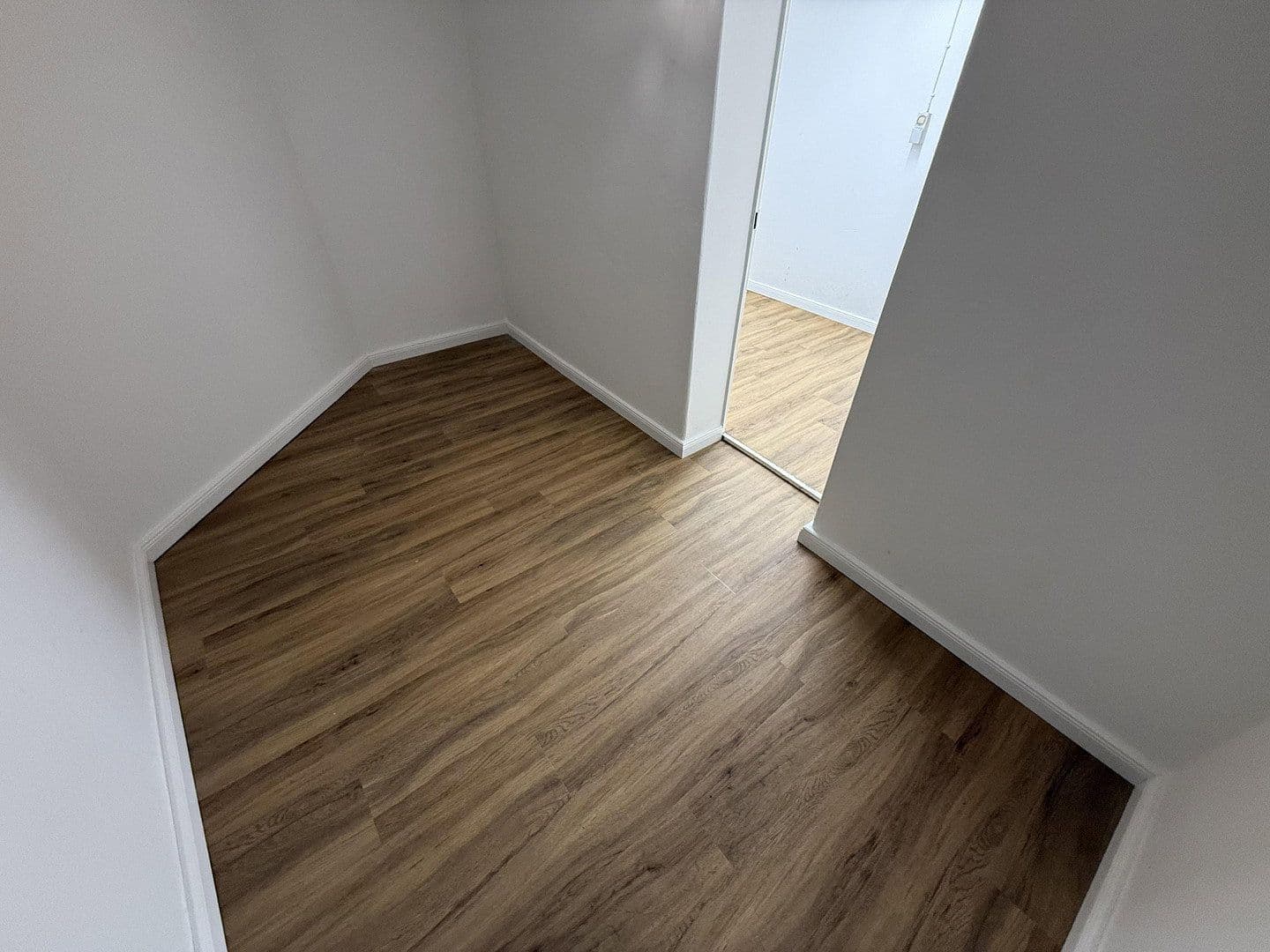 Pronájem nebytového prostoru 126 m², Bahnhofstr. 2, Bad Schwartau, Šlesvicko-Holštýnsko Pronájem nebytového prostoru 126 m², Bahnhofstr. 2, Bad Schwartau, Šlesvicko-Holštýnsko