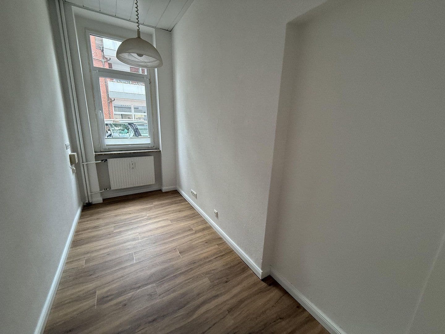 Pronájem nebytového prostoru 126 m², Bahnhofstr. 2, Bad Schwartau, Šlesvicko-Holštýnsko Pronájem nebytového prostoru 126 m², Bahnhofstr. 2, Bad Schwartau, Šlesvicko-Holštýnsko