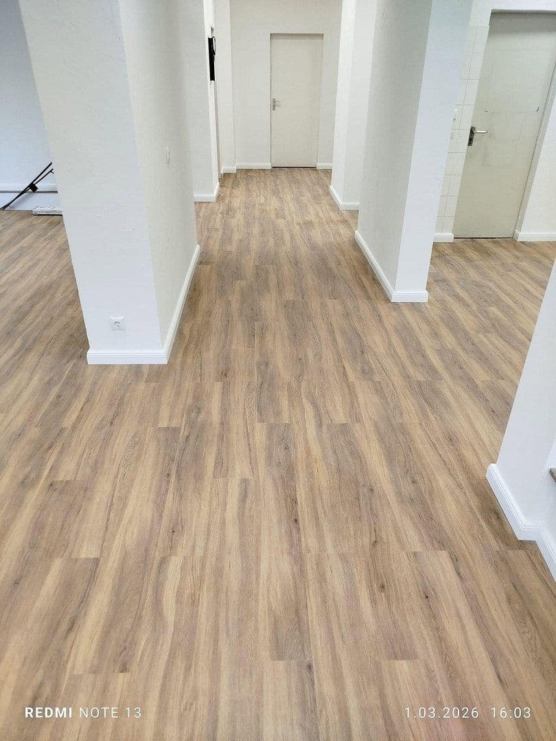 Pronájem nebytového prostoru 126 m², Bahnhofstr. 2, Bad Schwartau, Šlesvicko-Holštýnsko Pronájem nebytového prostoru 126 m², Bahnhofstr. 2, Bad Schwartau, Šlesvicko-Holštýnsko