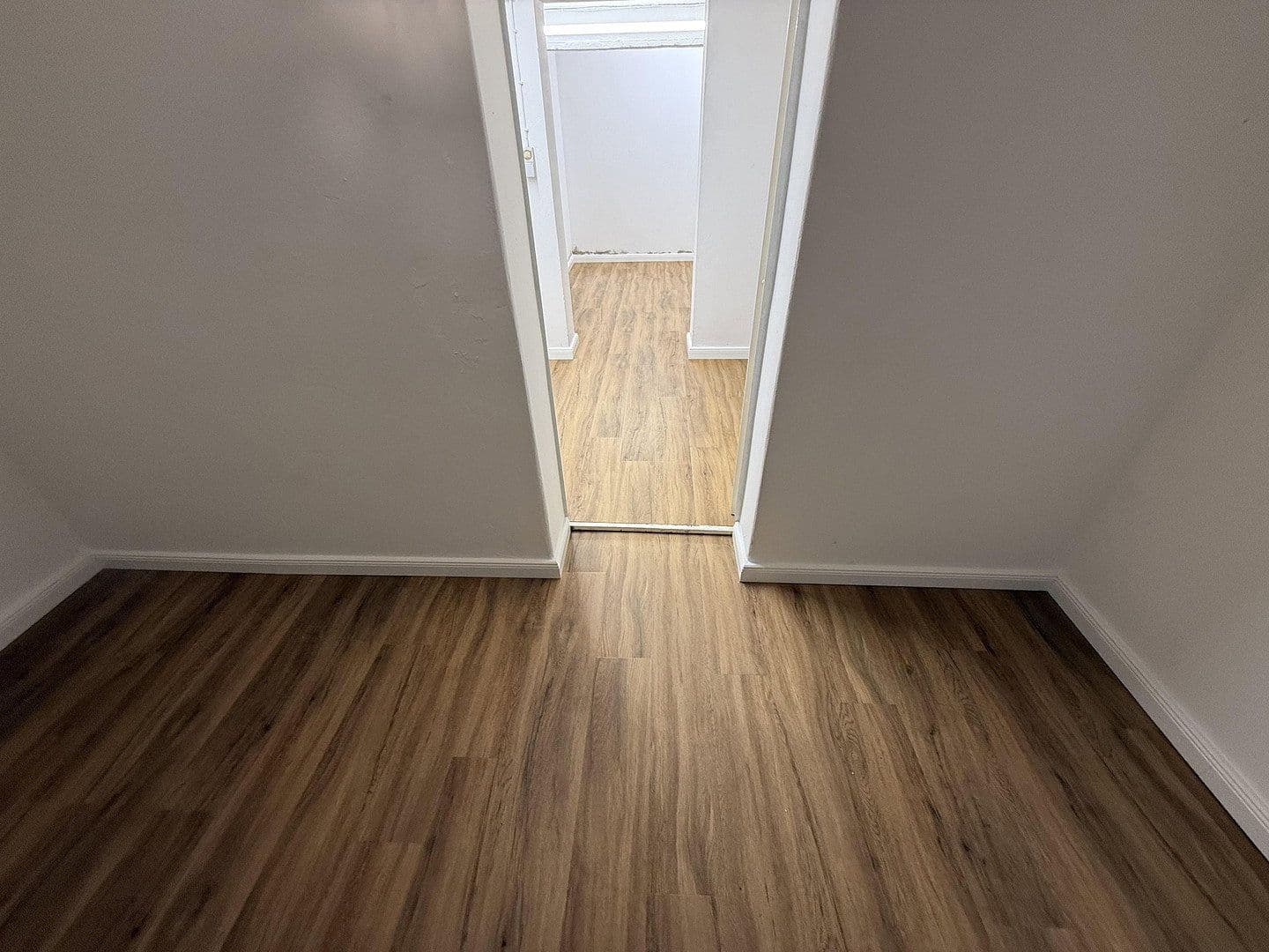 Pronájem nebytového prostoru 126 m², Bahnhofstr. 2, Bad Schwartau, Šlesvicko-Holštýnsko Pronájem nebytového prostoru 126 m², Bahnhofstr. 2, Bad Schwartau, Šlesvicko-Holštýnsko