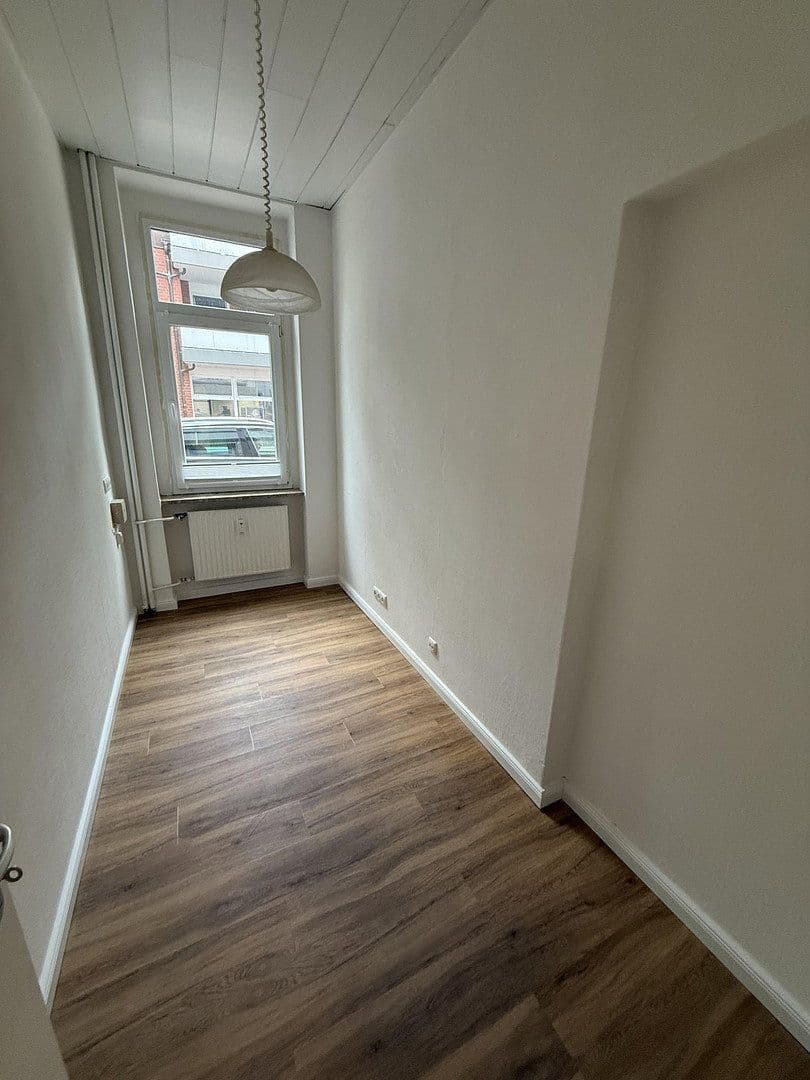 Pronájem nebytového prostoru 126 m², Bahnhofstr. 2, Bad Schwartau, Šlesvicko-Holštýnsko Pronájem nebytového prostoru 126 m², Bahnhofstr. 2, Bad Schwartau, Šlesvicko-Holštýnsko